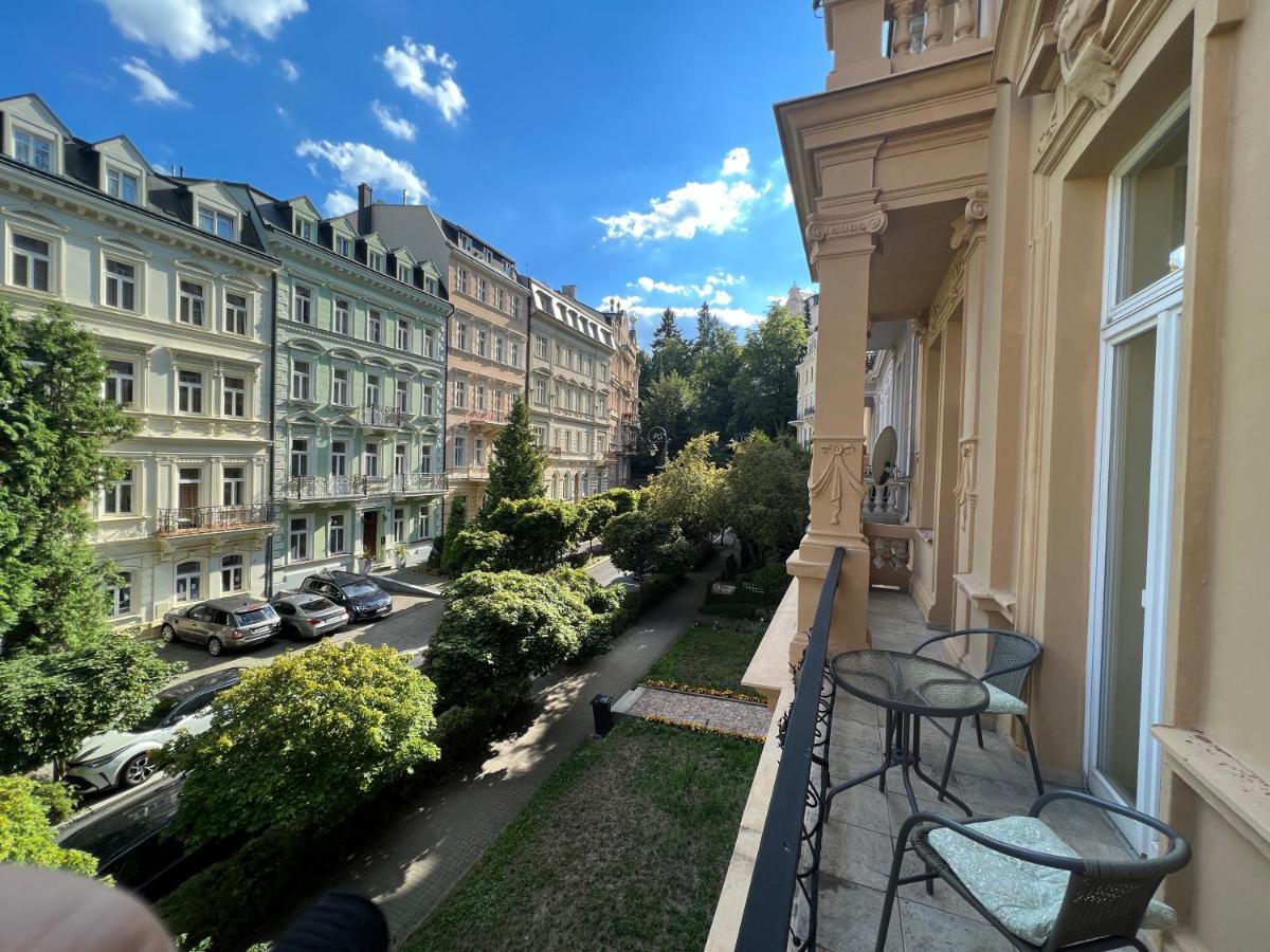 Jurincom Apartments Sadova Karlovy Vary Extérieur photo